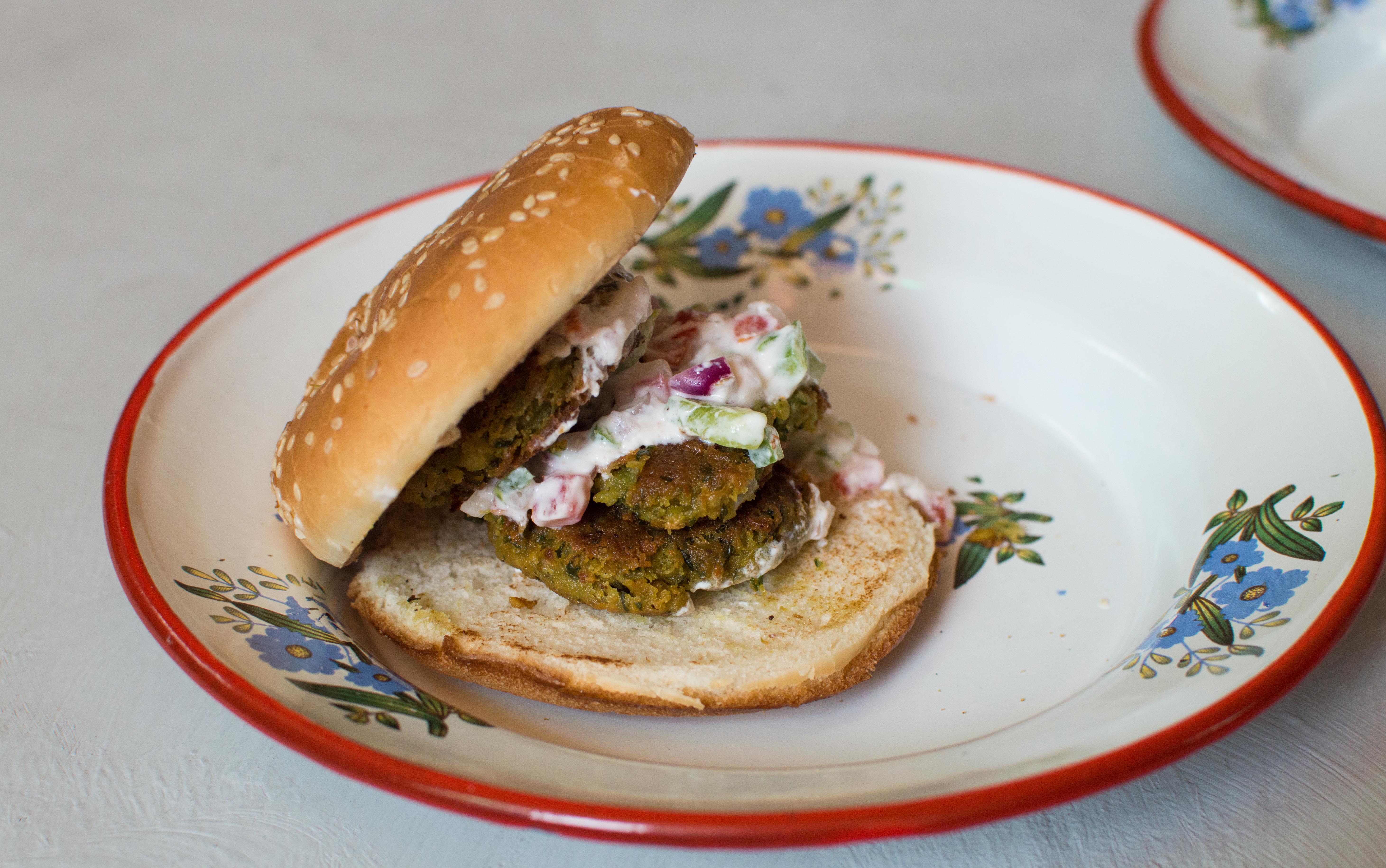 Falafel Burger