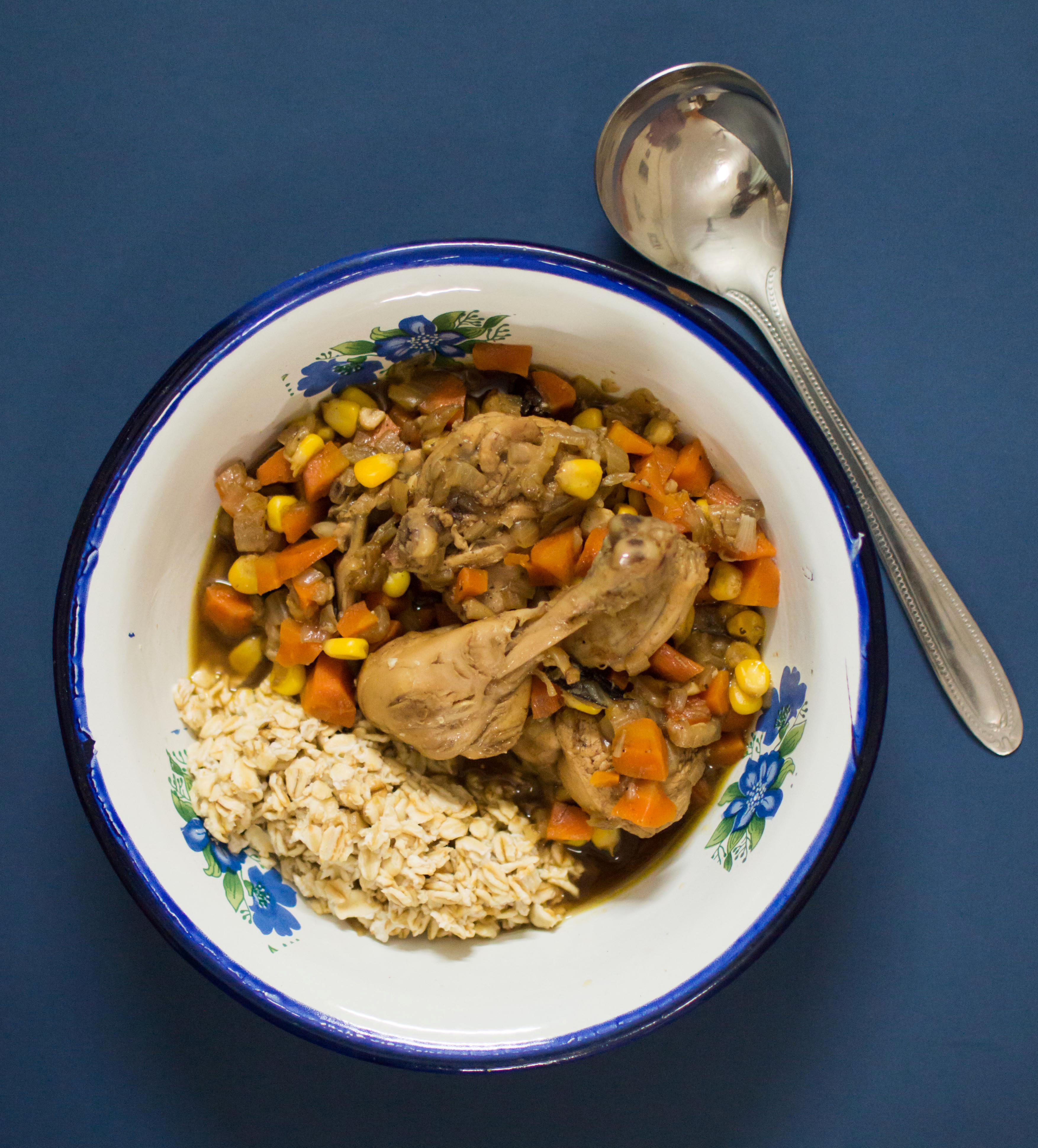 Chicken broth and oats buddha bowl