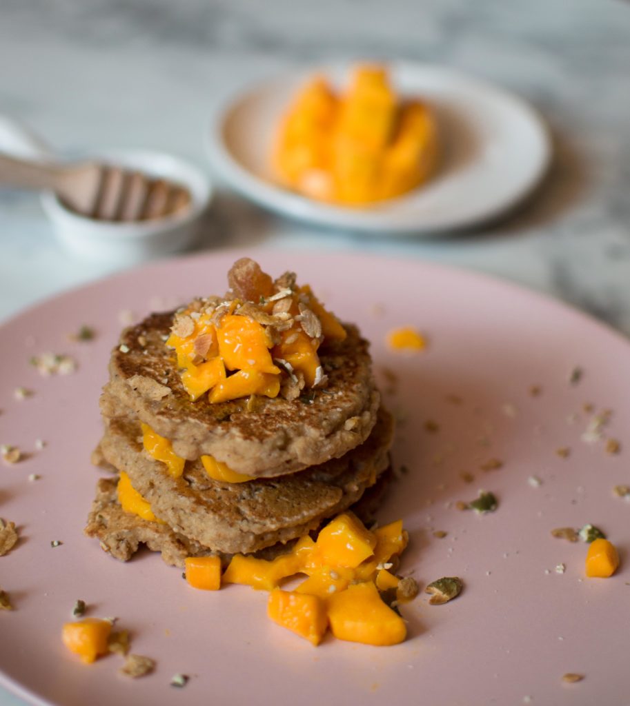 Oats and Mango Pancakes