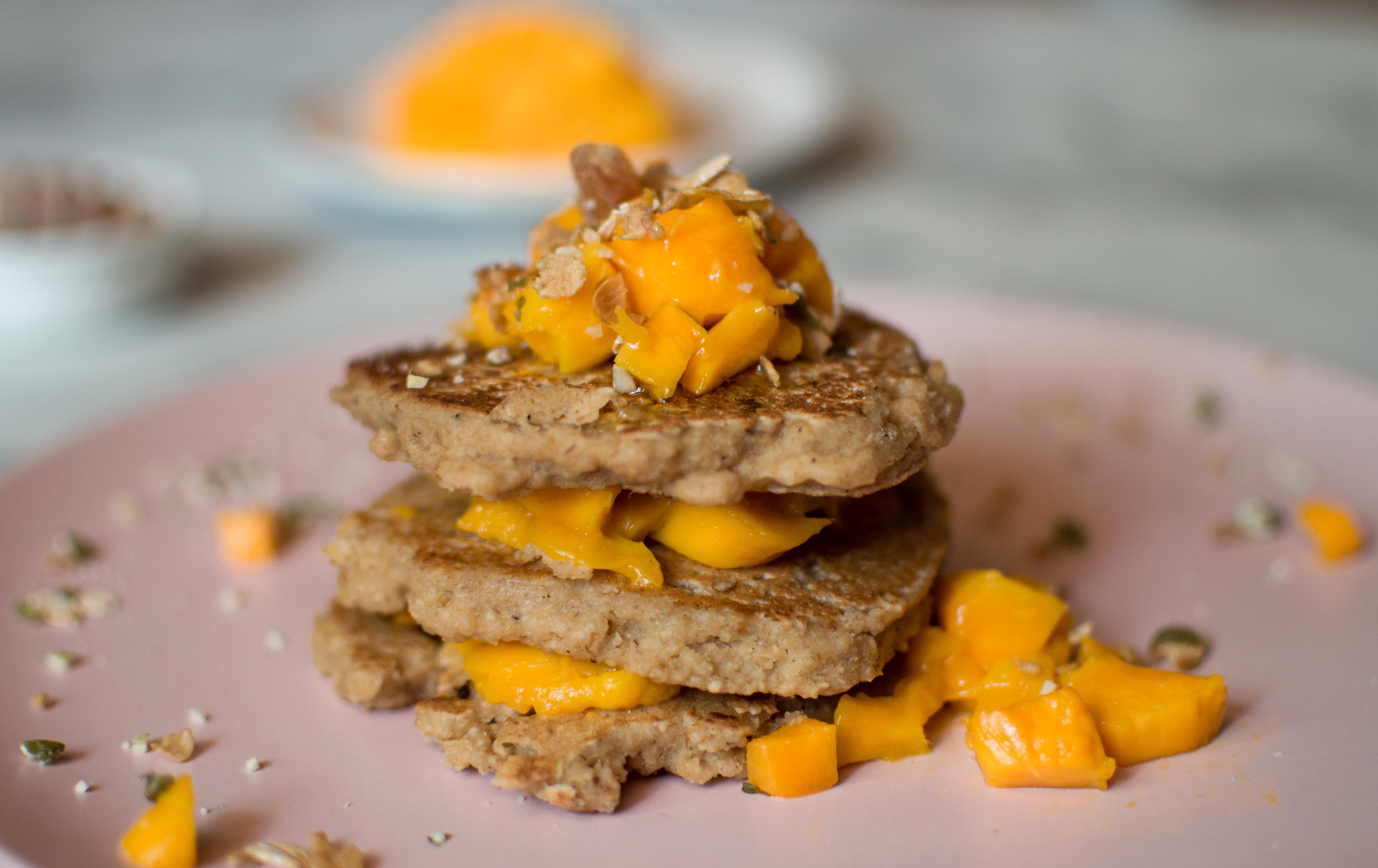 Oats and Mango Pancakes