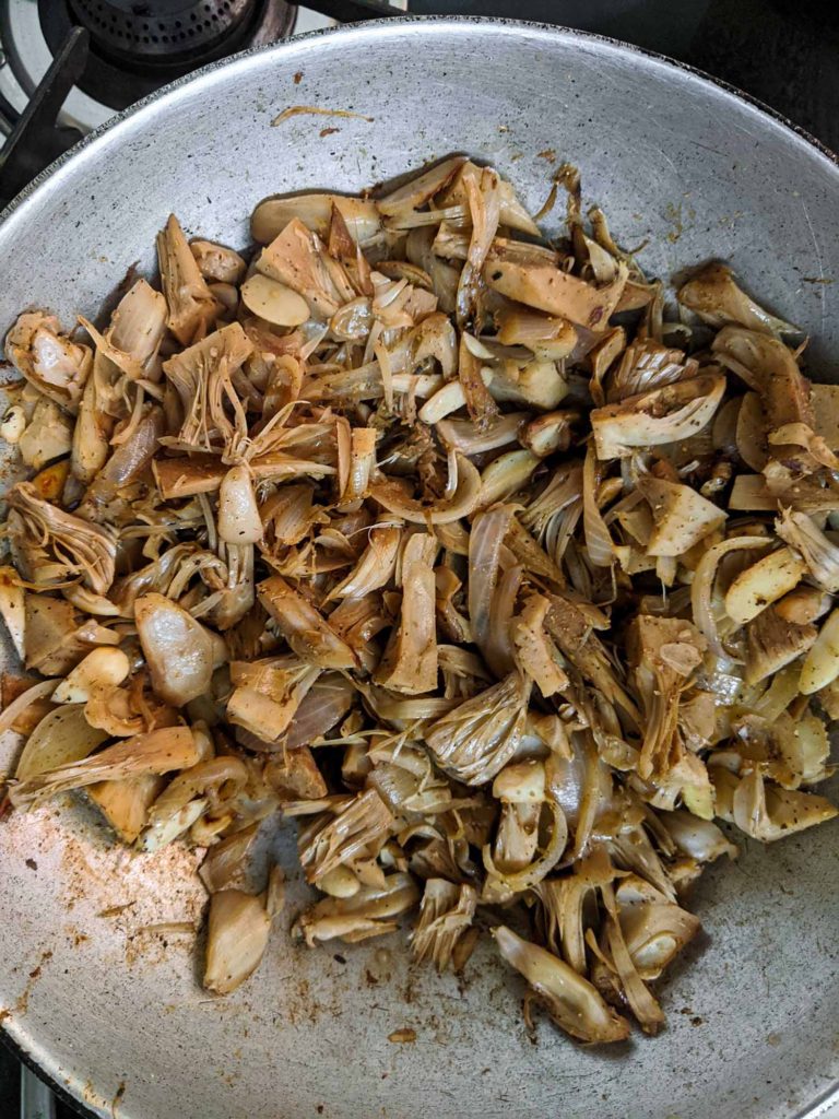 slow cooking the jackfruit carnitas