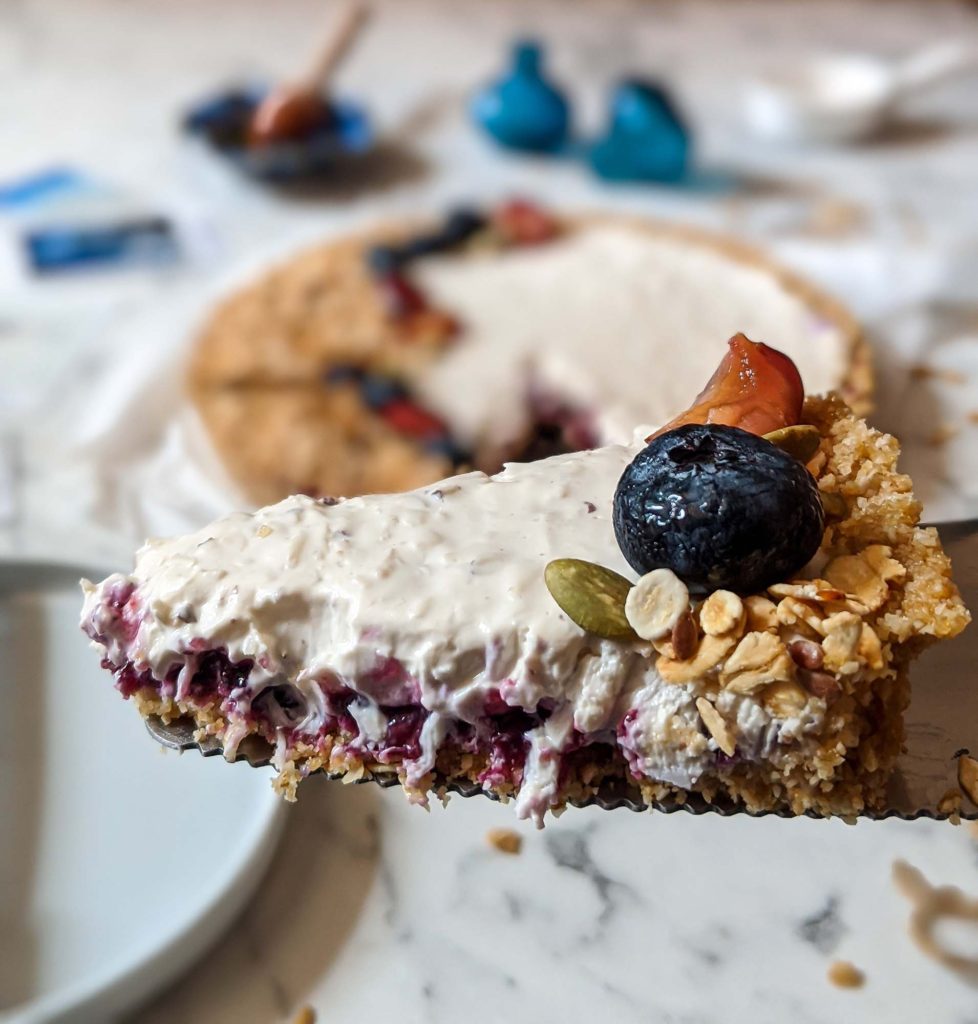 no-bake tart blueberries and muesli