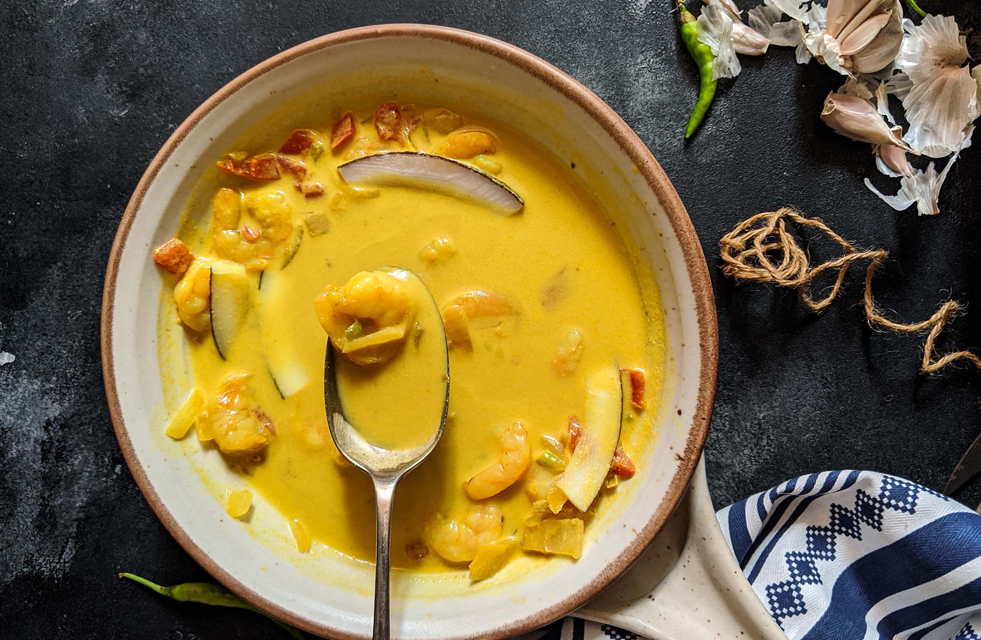 Caldine curry with prawns - Goan recipe - ChompSlurrpBurp