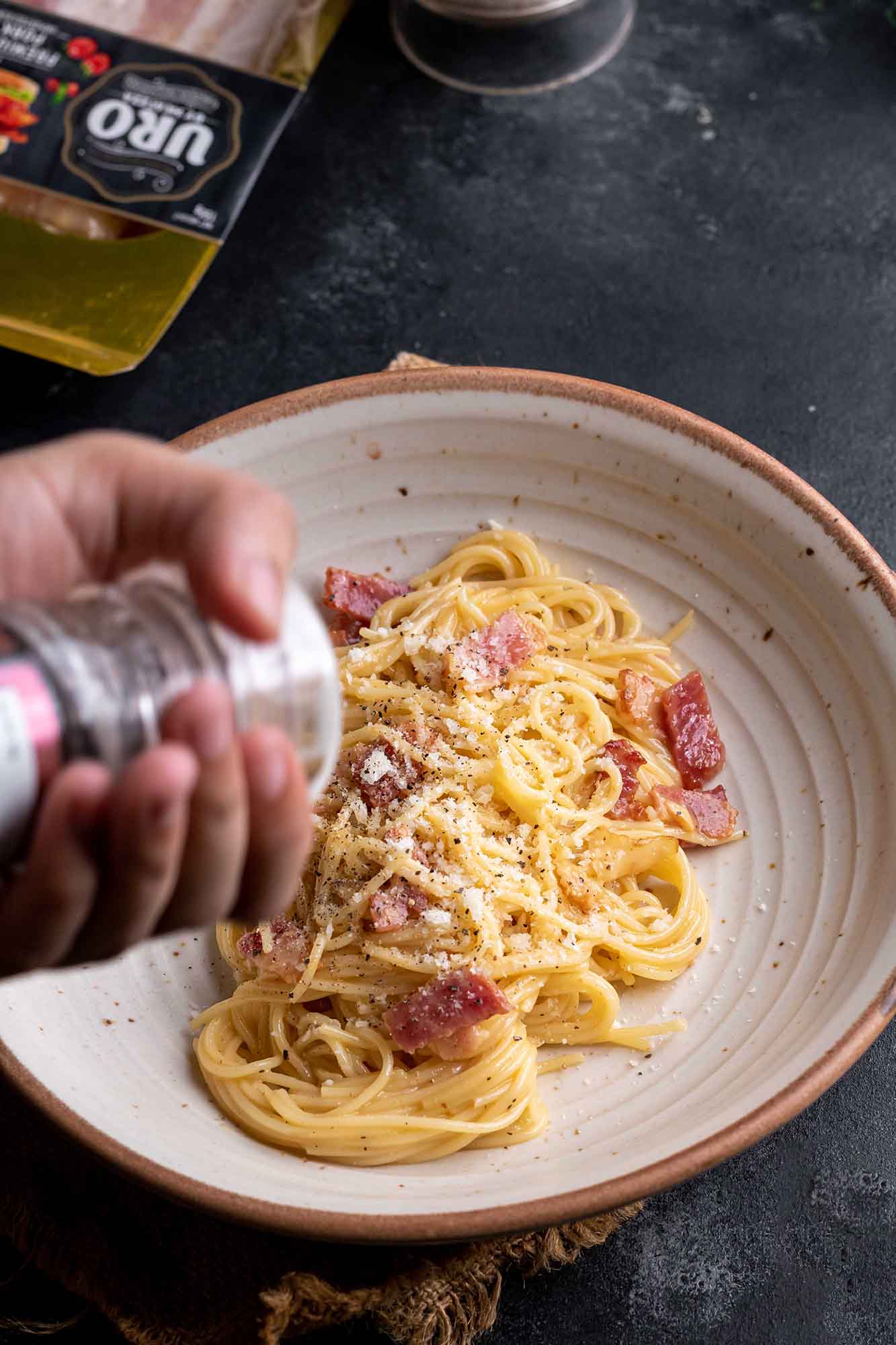 pepper in spaghetti carbonara