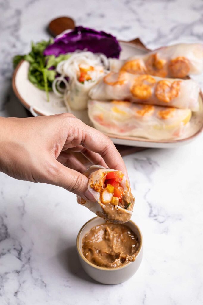 Peanut dip for summer spring rolls